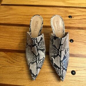 SCHUTZ Snake Pattern Mules - Black and Cream